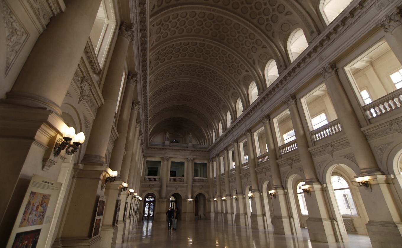 Sala de los Pasos Perdidos — Tribunales de Córdoba Capital